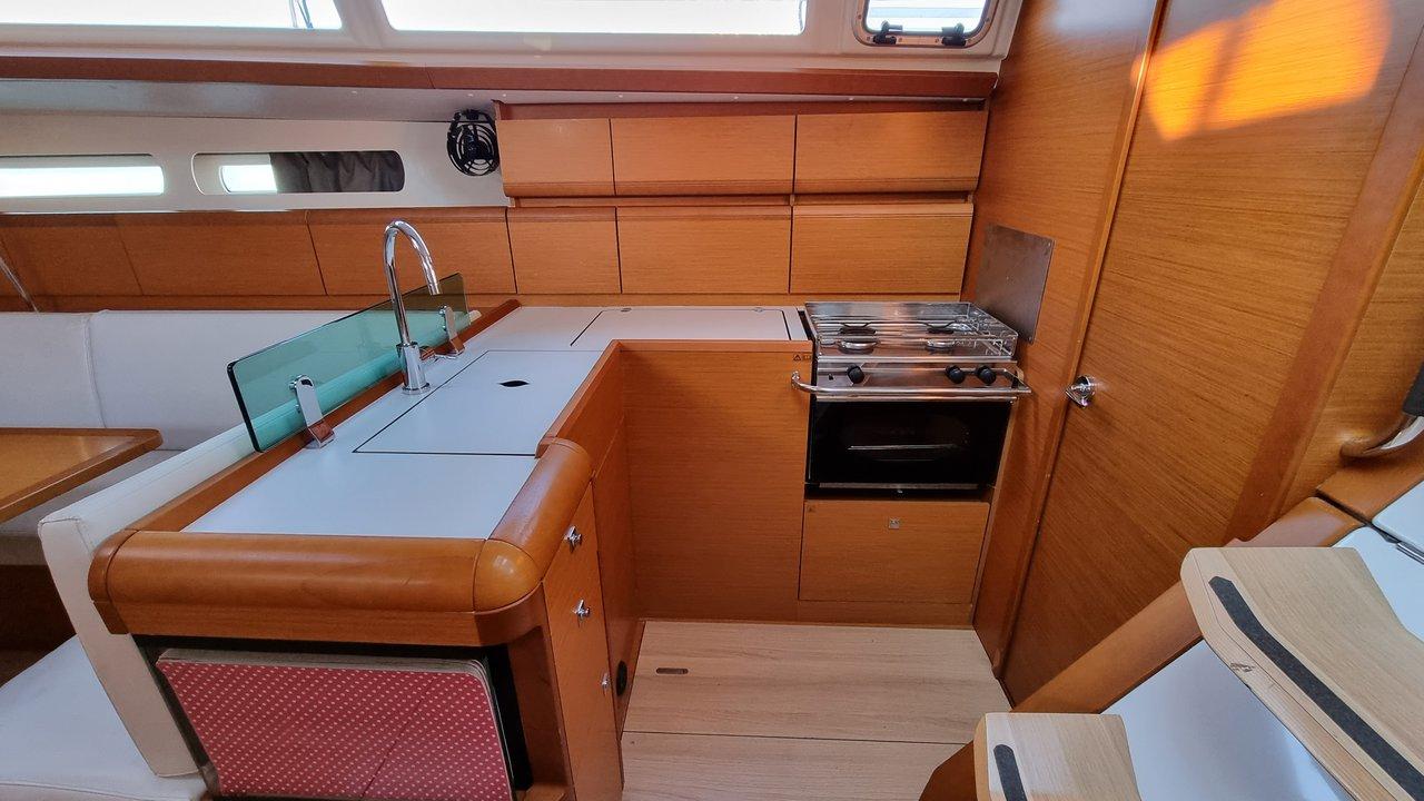 Sun Odyssey 449, picture 10
