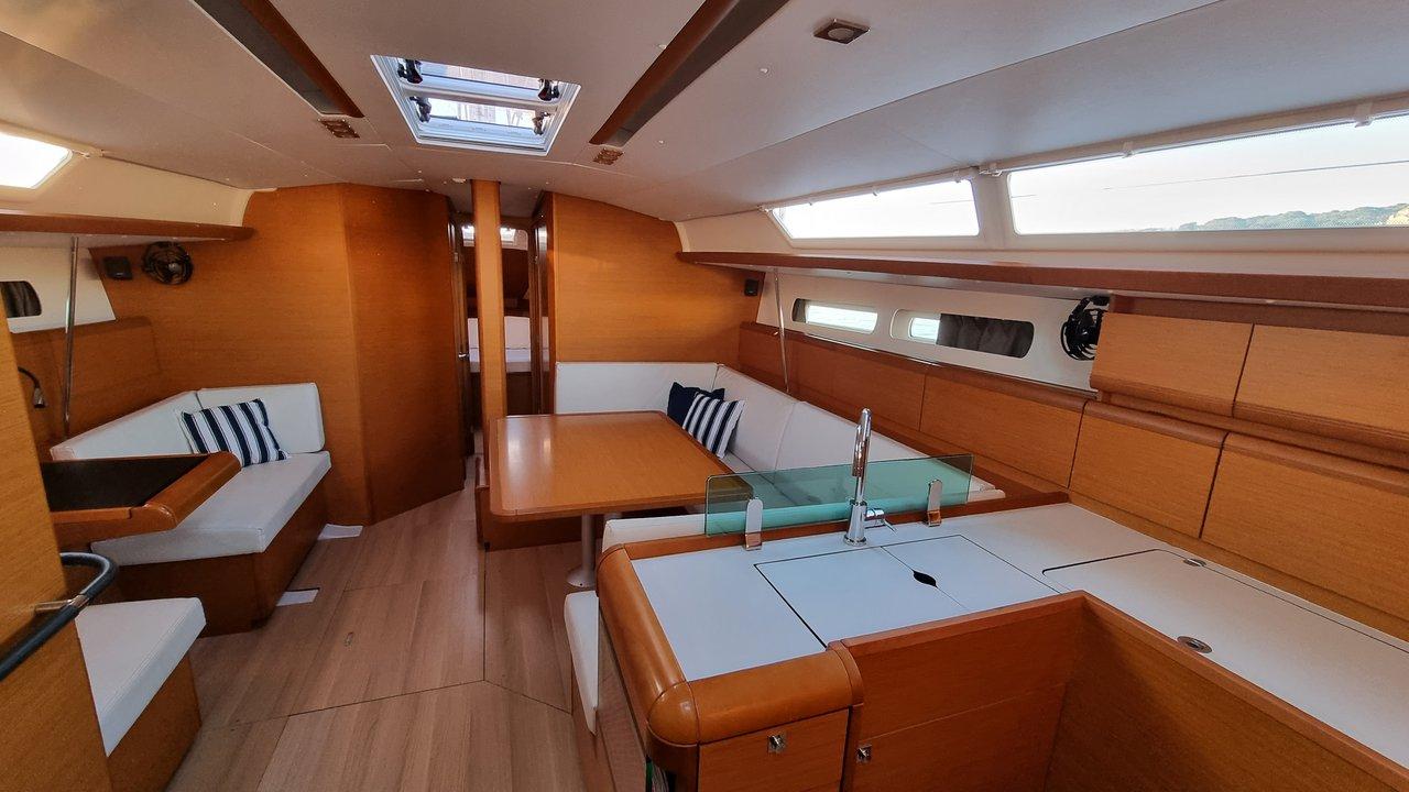 Sun Odyssey 449, picture 5