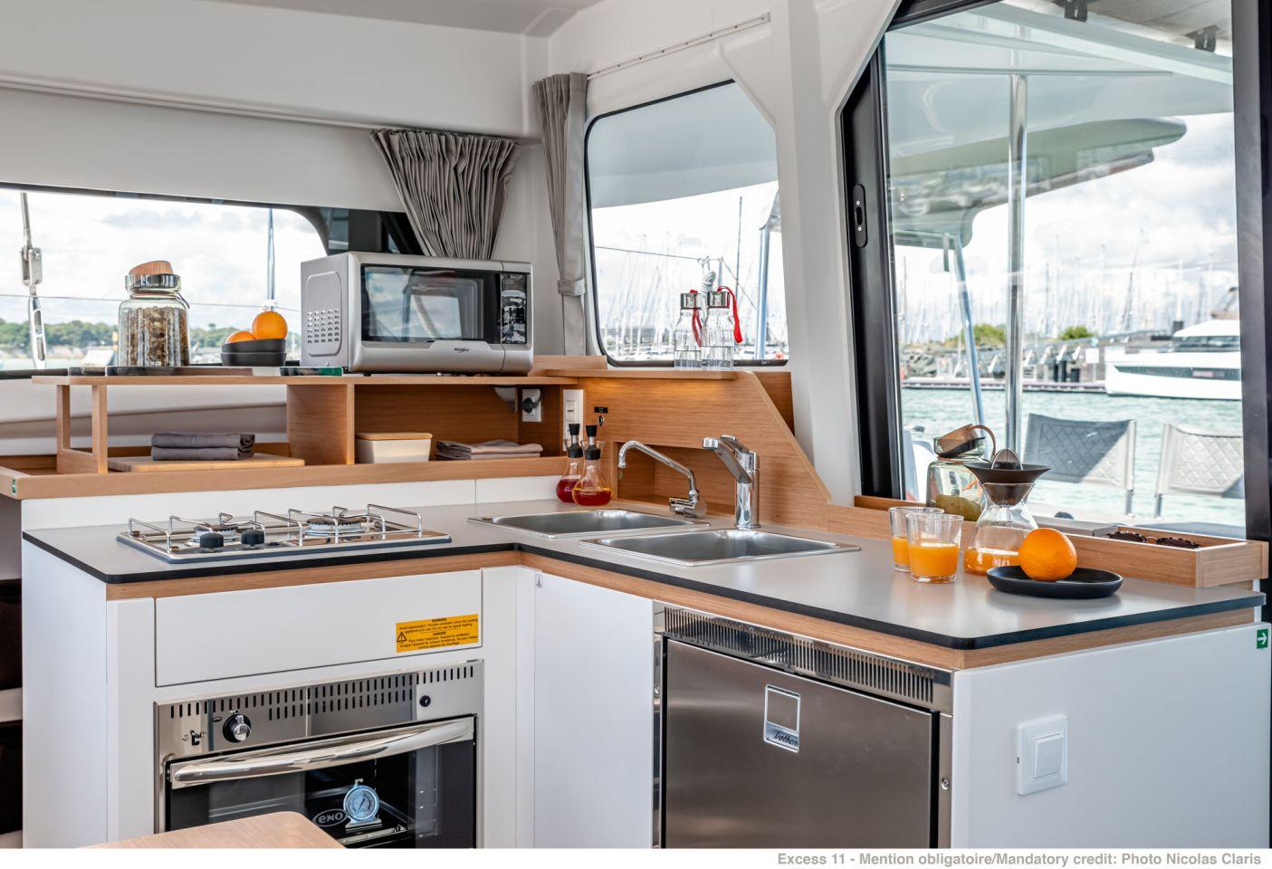 Excess 11 - 4 + 2 cab., picture 8