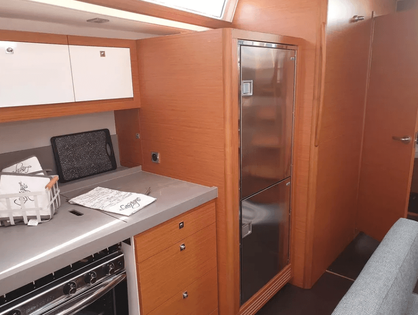 Dufour 470 - 4 + 1 cab., picture 5