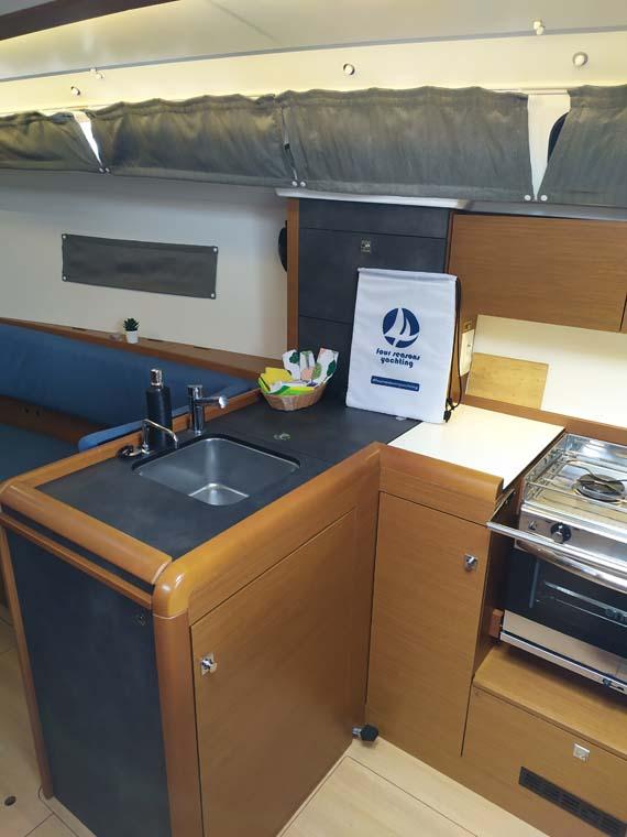 Sun Odyssey 349 - 3 cab., picture 9