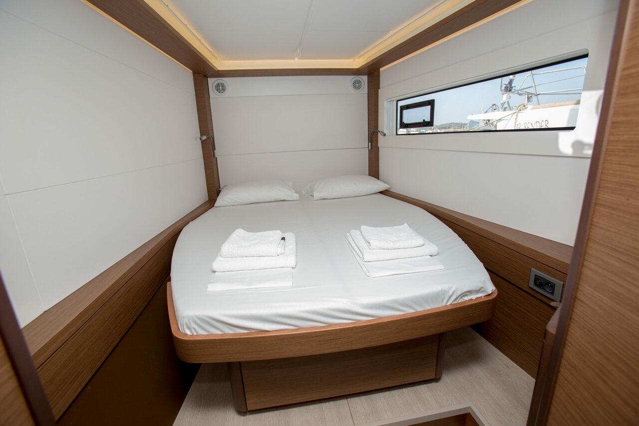 Lagoon 46 - 4 + 2 cab., picture 17