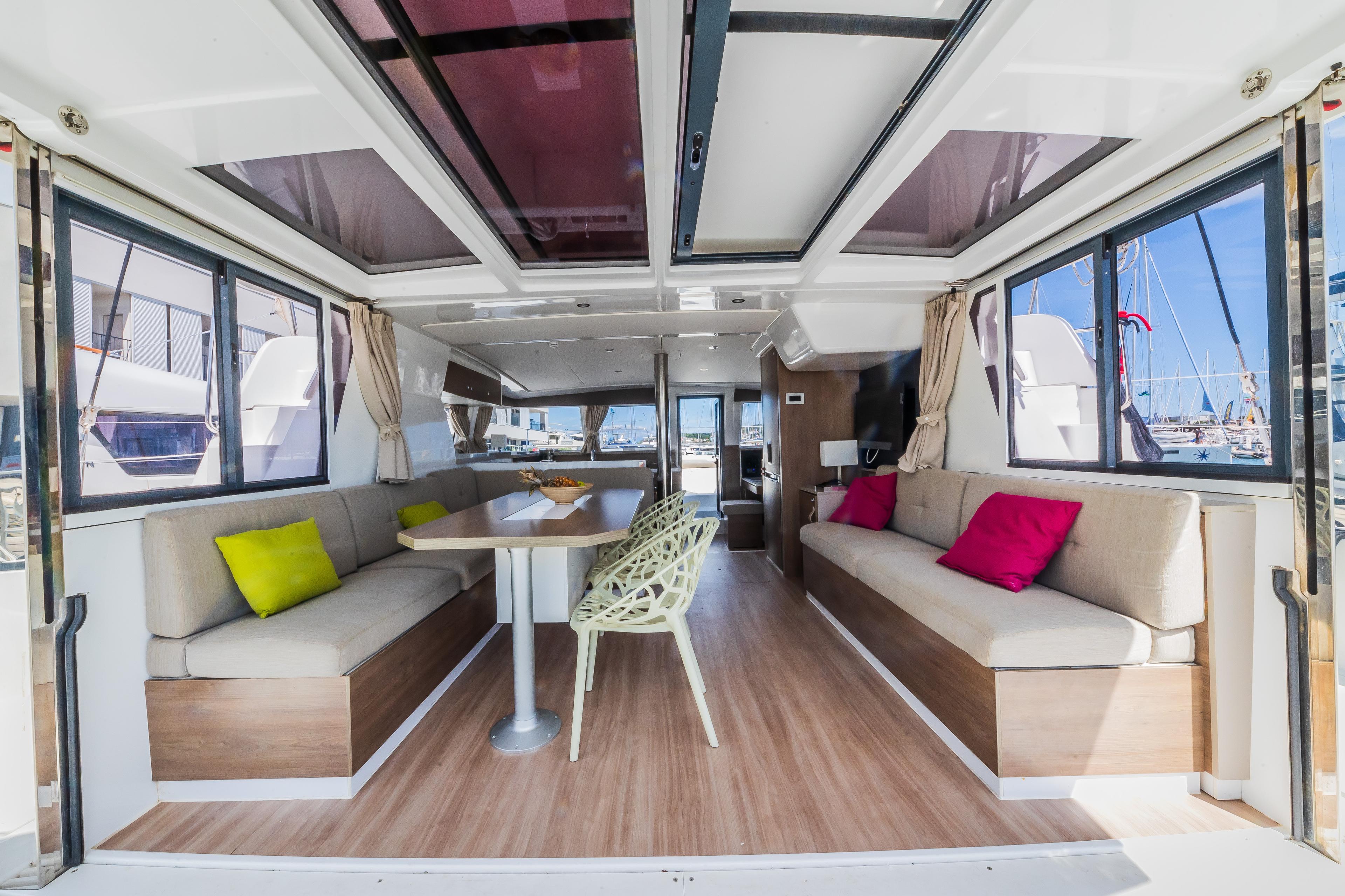 Bali 4.2 - 4 + 1 cab., picture 14