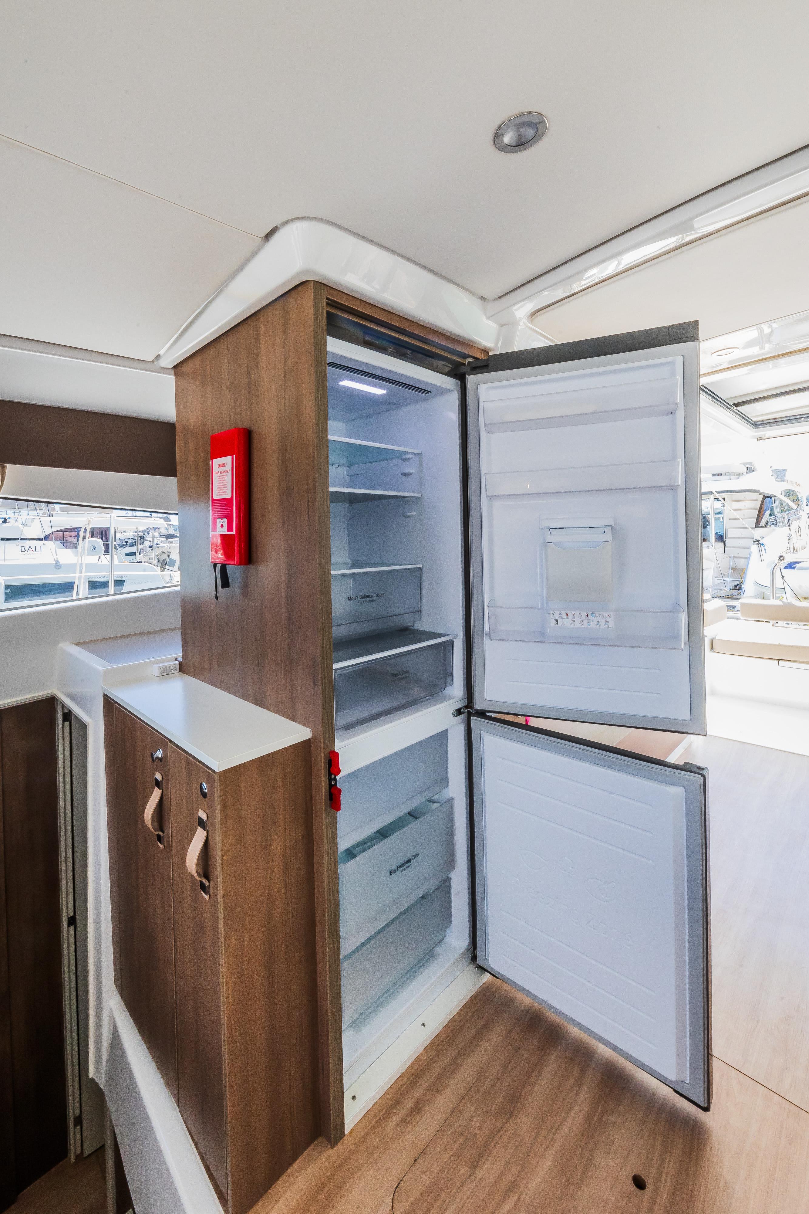 Bali 4.2 - 4 + 1 cab., picture 21