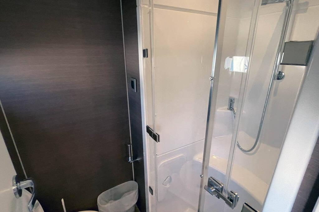 Bali 5.4 - 6 + 2 cab., picture 14