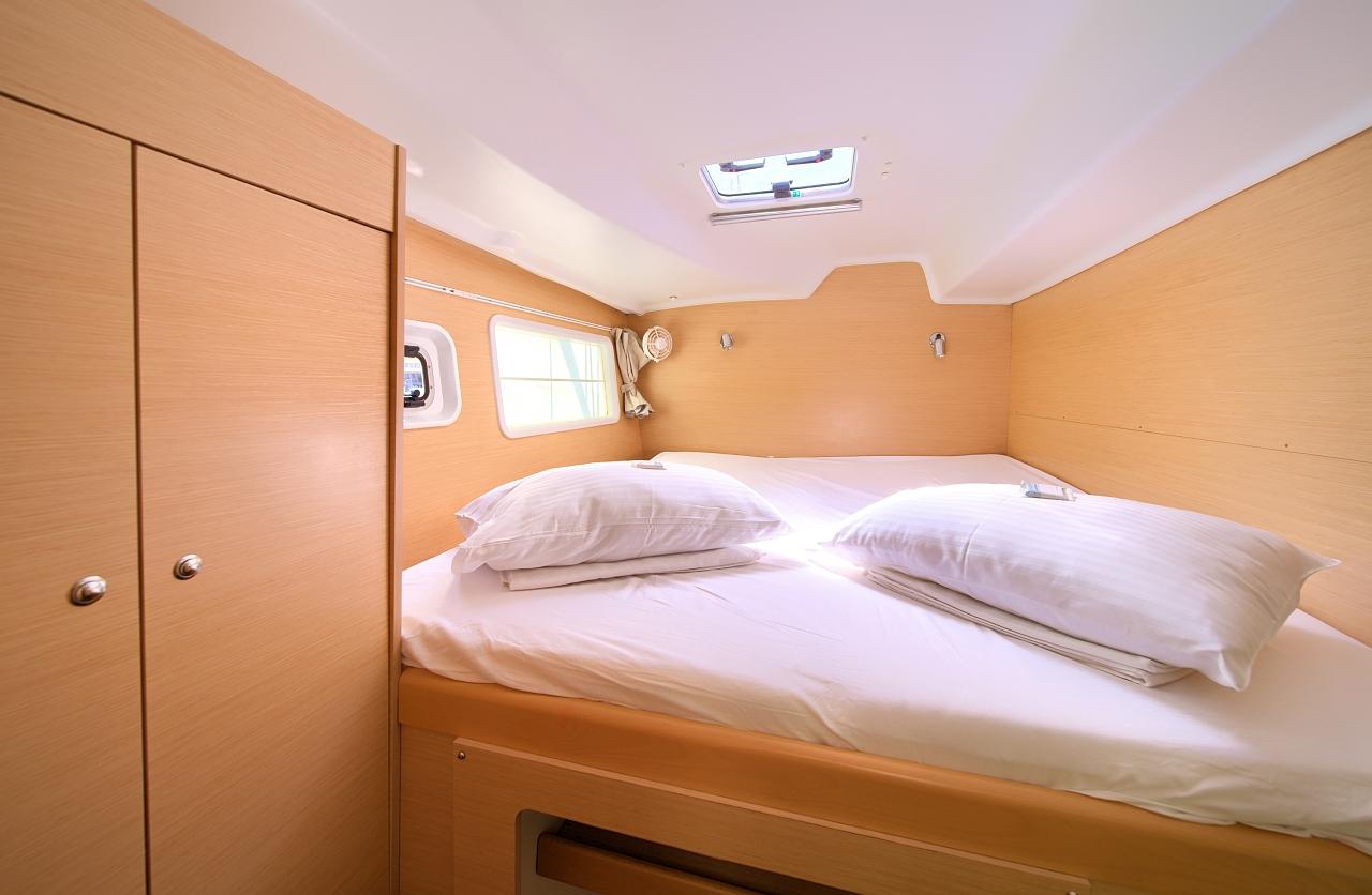 Lagoon 380 S2 - 4 + 2 cab. - Atenea, picture 23