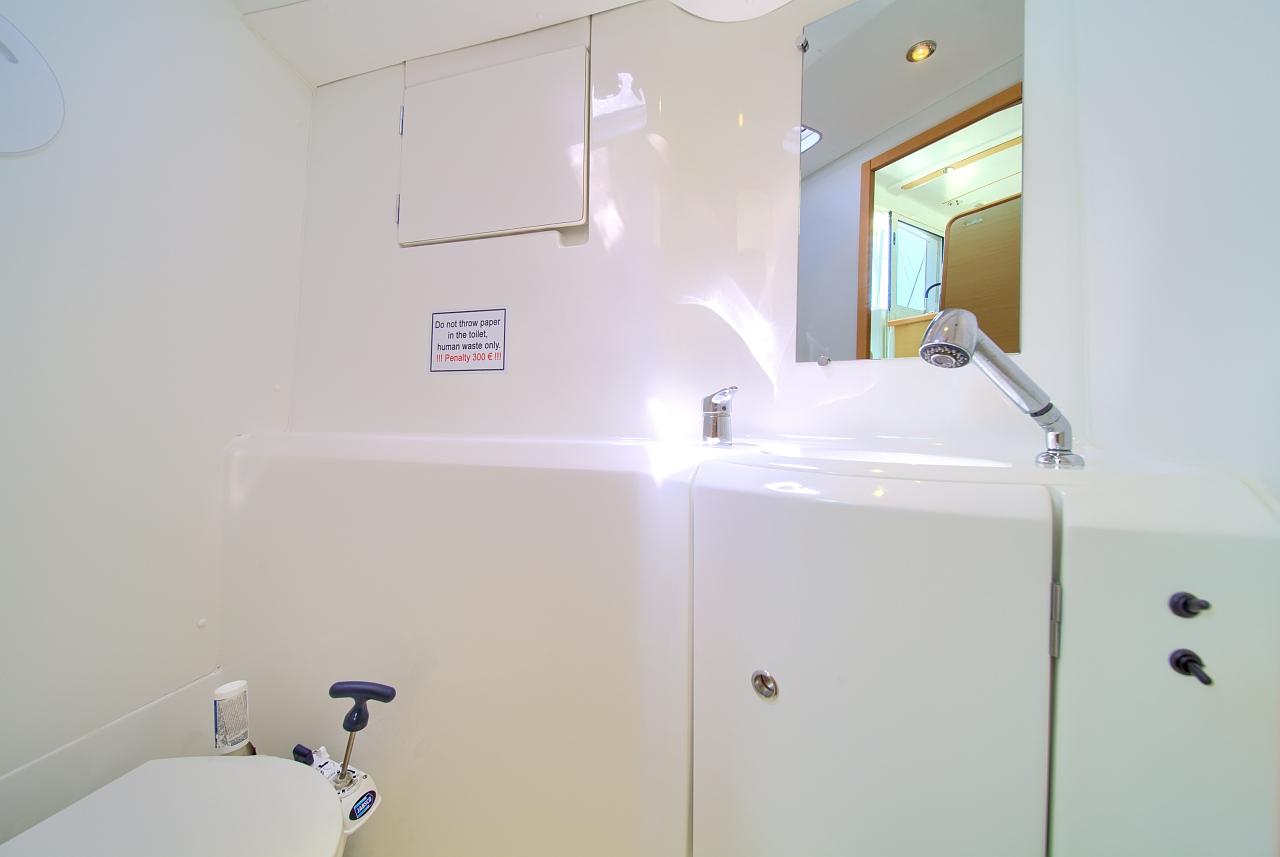 Lagoon 380 S2 - 4 + 2 cab. - Atenea, picture 25