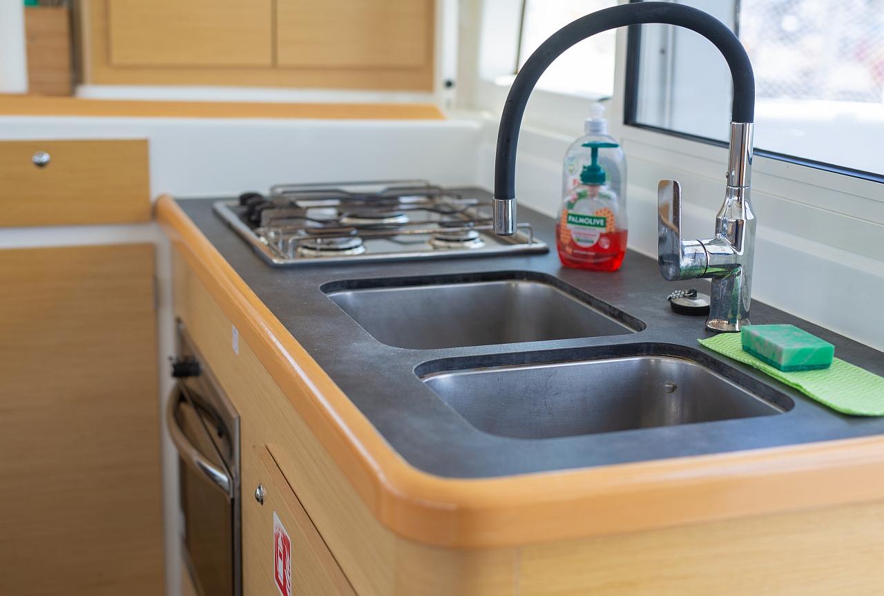 Lagoon 380 S2 - 4 + 2 cab. - Atenea, picture 14