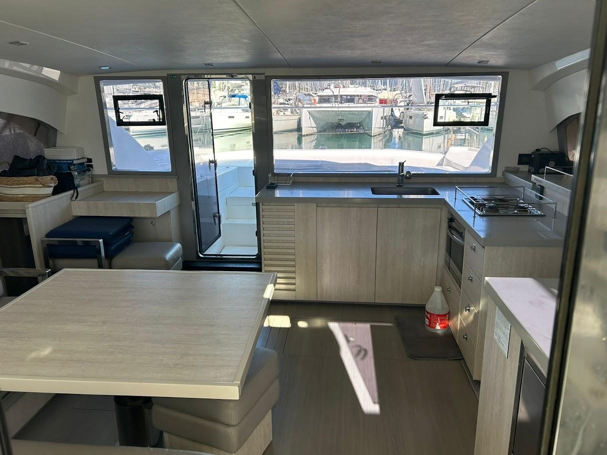 Leopard 434 PC - Aquaholic, picture 4