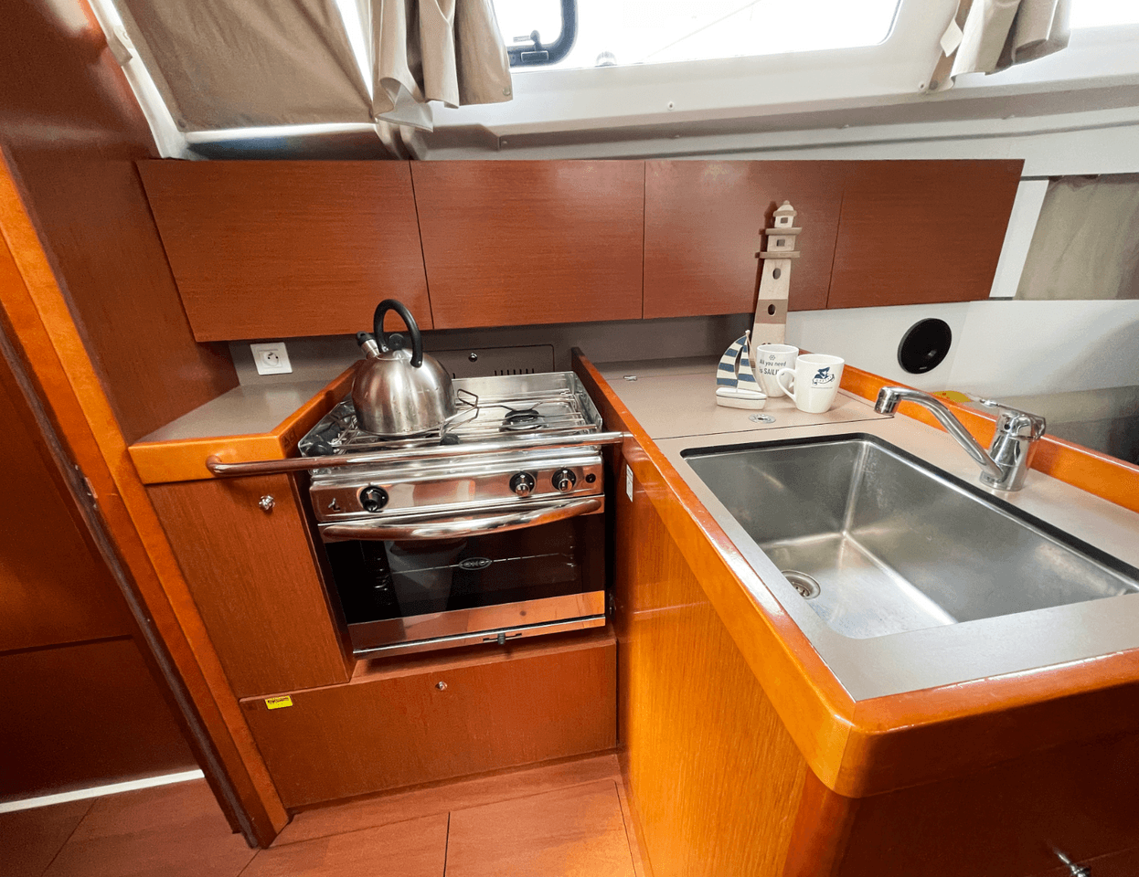 Oceanis 35.1, picture 5