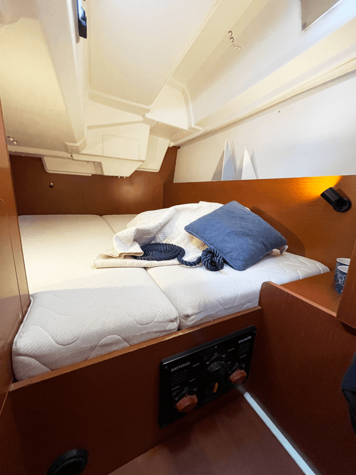 Oceanis 35.1, picture 7