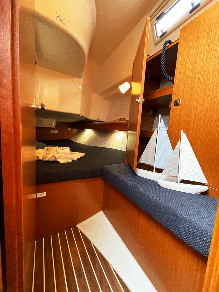 Bavaria Cruiser 34, picture 9