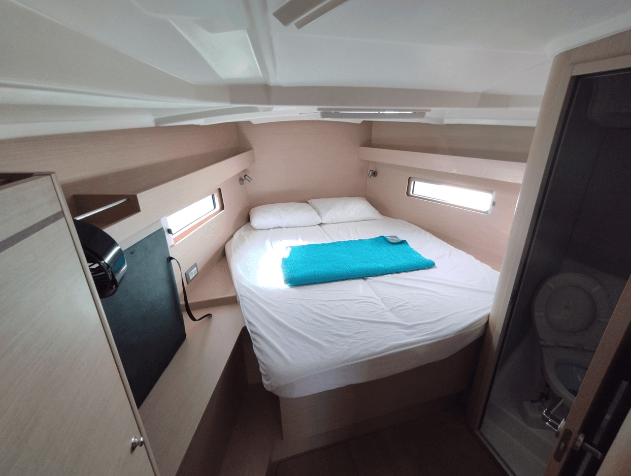 Oceanis 40.1, picture 14