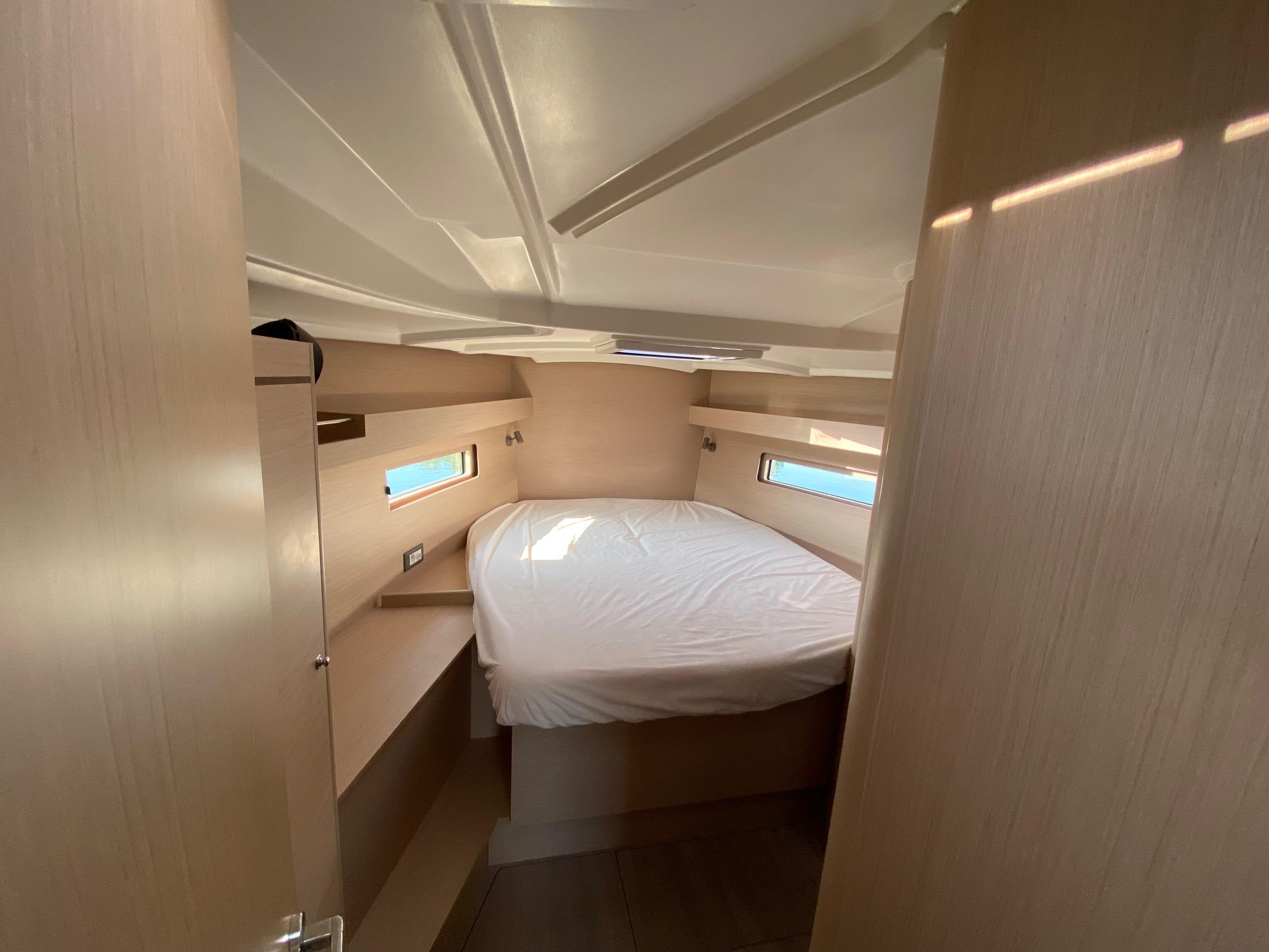 Oceanis 40.1, picture 16