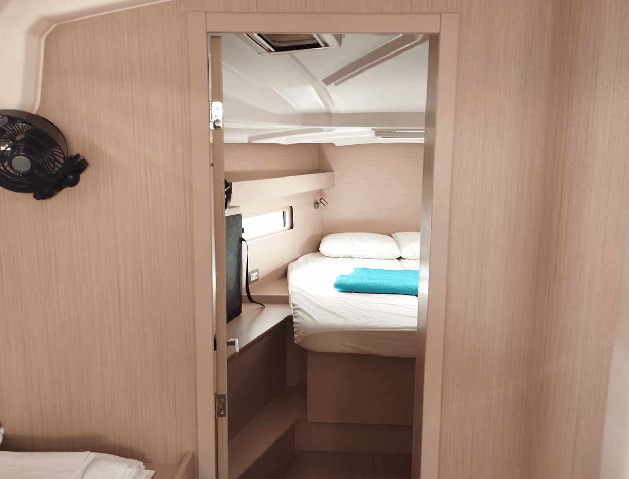 Oceanis 40.1, picture 13