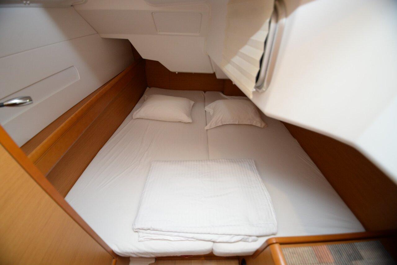 Sun Odyssey 379 - 2 cab., picture 12