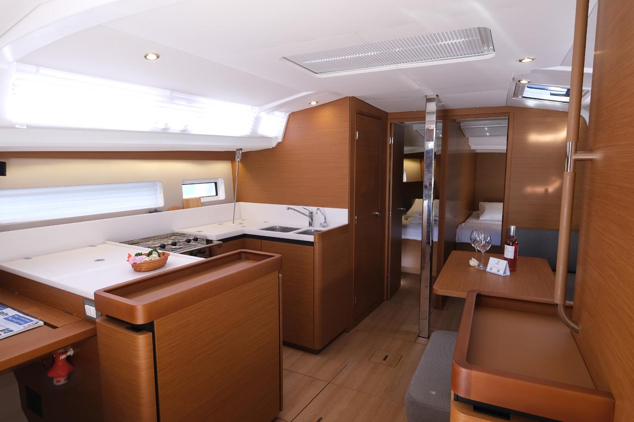 Sun Odyssey 440 - 4 cab., picture 5