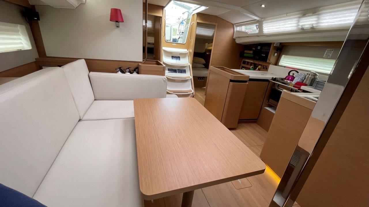 Sun Odyssey 440 - 3 cab., picture 9