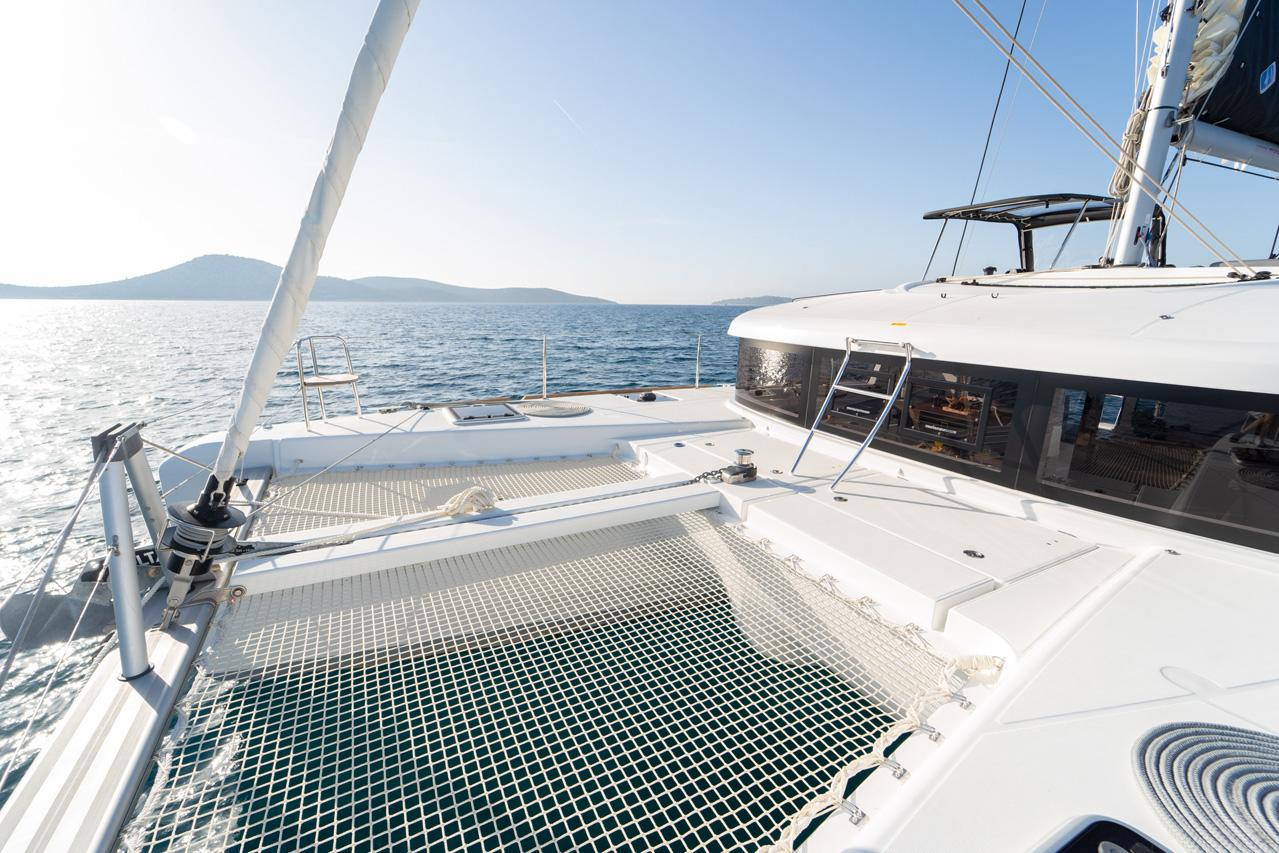 Lagoon 40 - 4 + 2 cab, picture 13