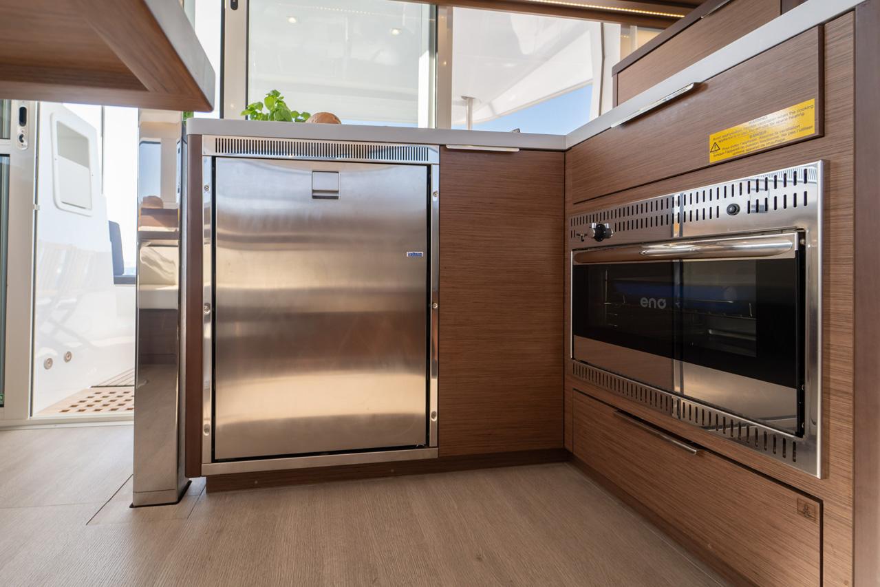 Lagoon 40 - 4 + 2 cab, picture 17