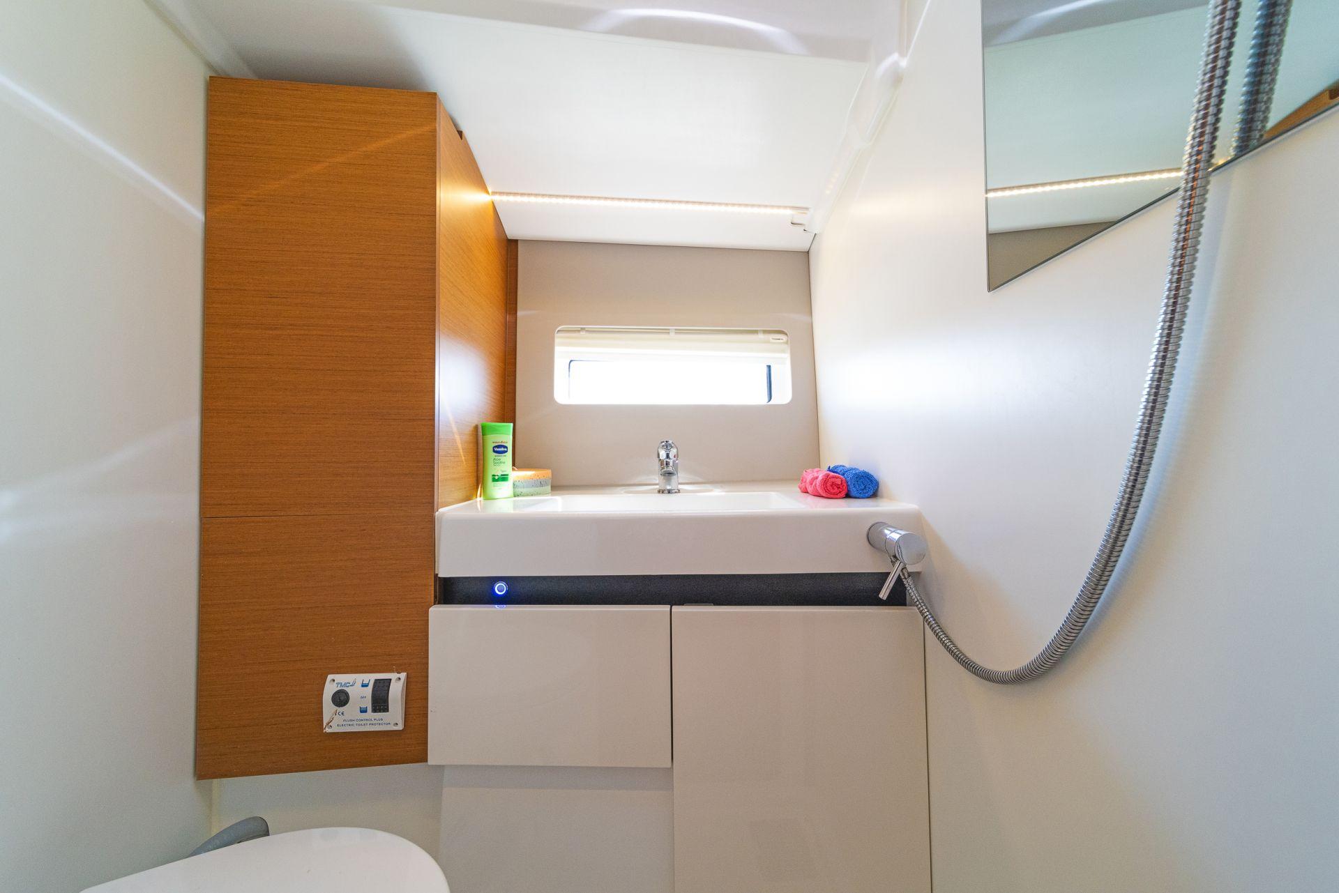 Sun Odyssey 490 - 4 + 1 cab., picture 14