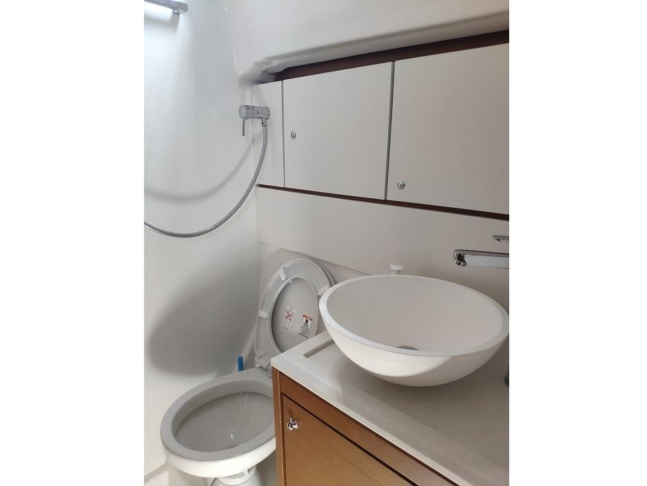 Jeanneau 51, picture 8