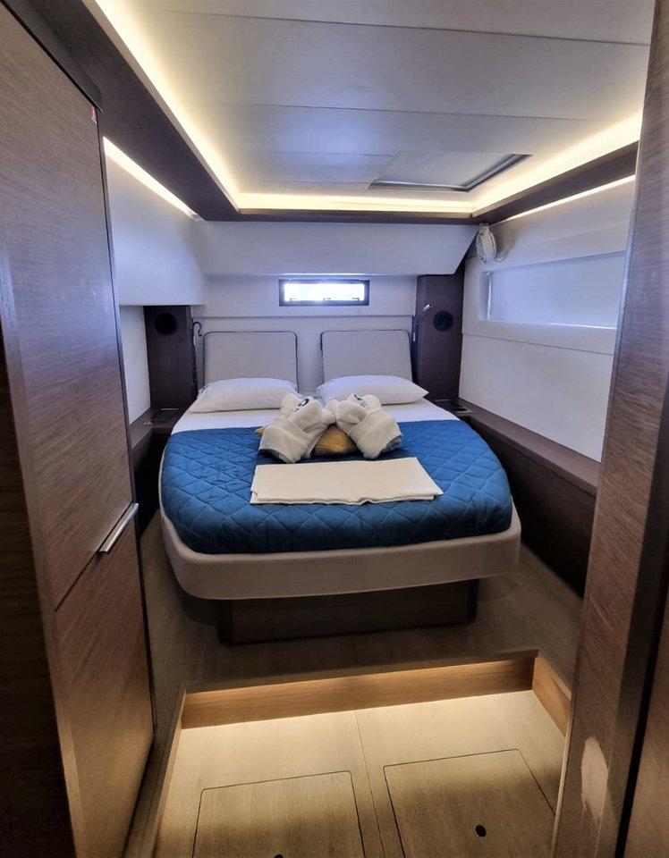 Lagoon 46 OW - 3 + 2 cab., picture 12