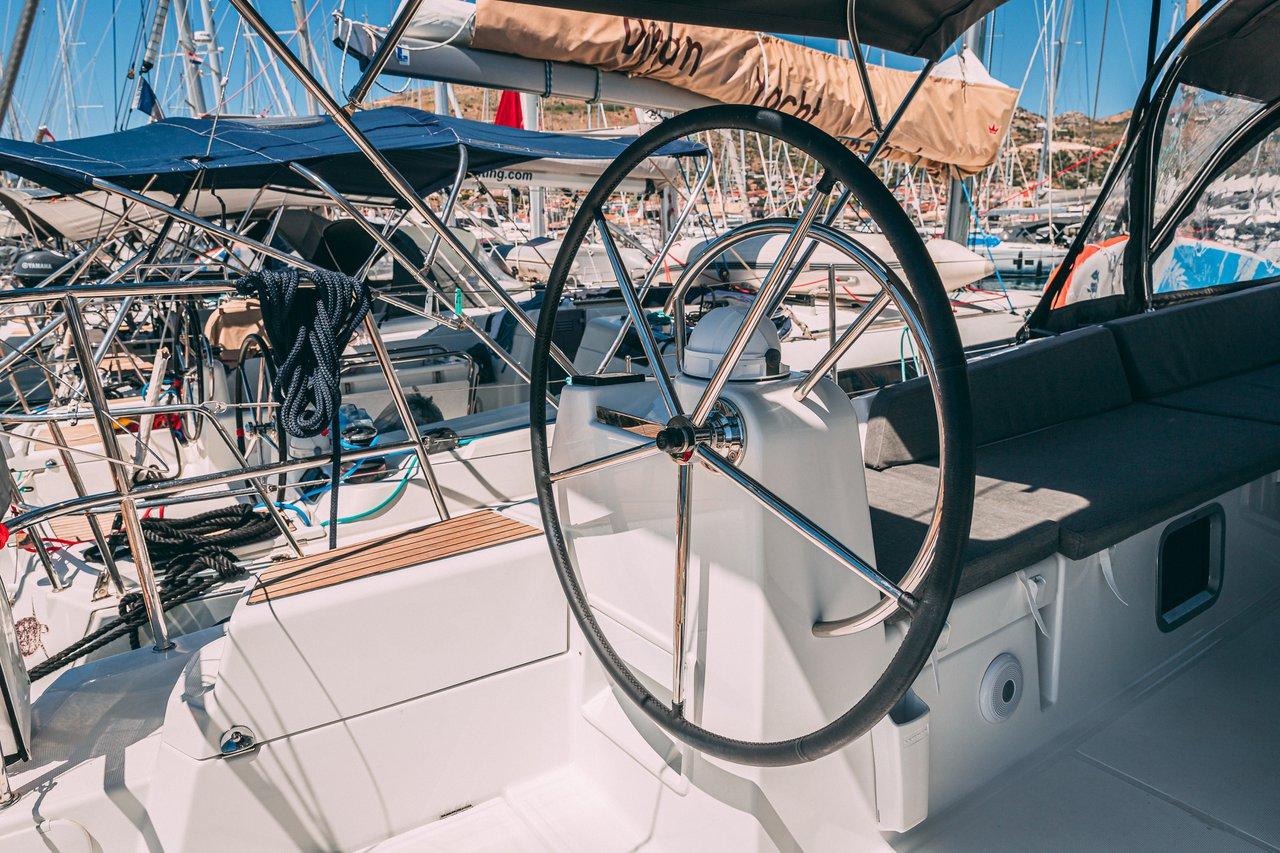 Jeanneau 54 - 5 + 1 cab.	, picture 8