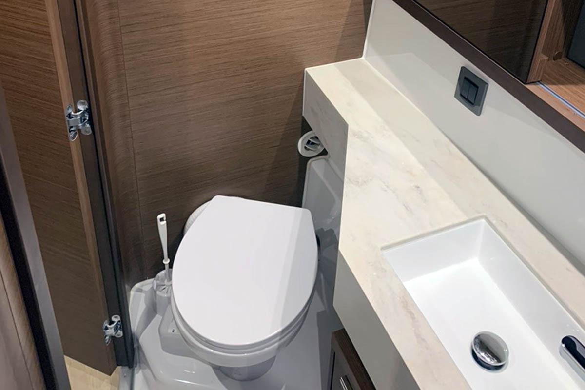 Lagoon 46 - 4 + 2 cab., picture 11