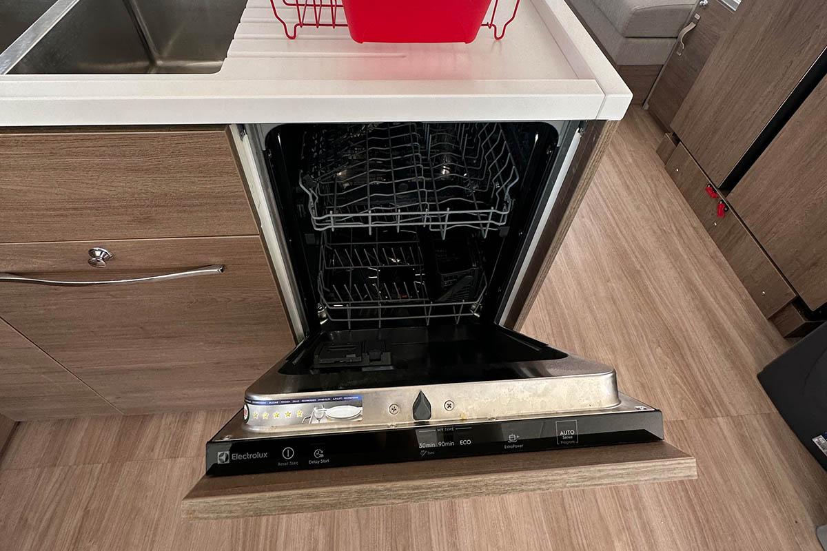 Bali 4.8 - 6 + 1 cab., picture 17