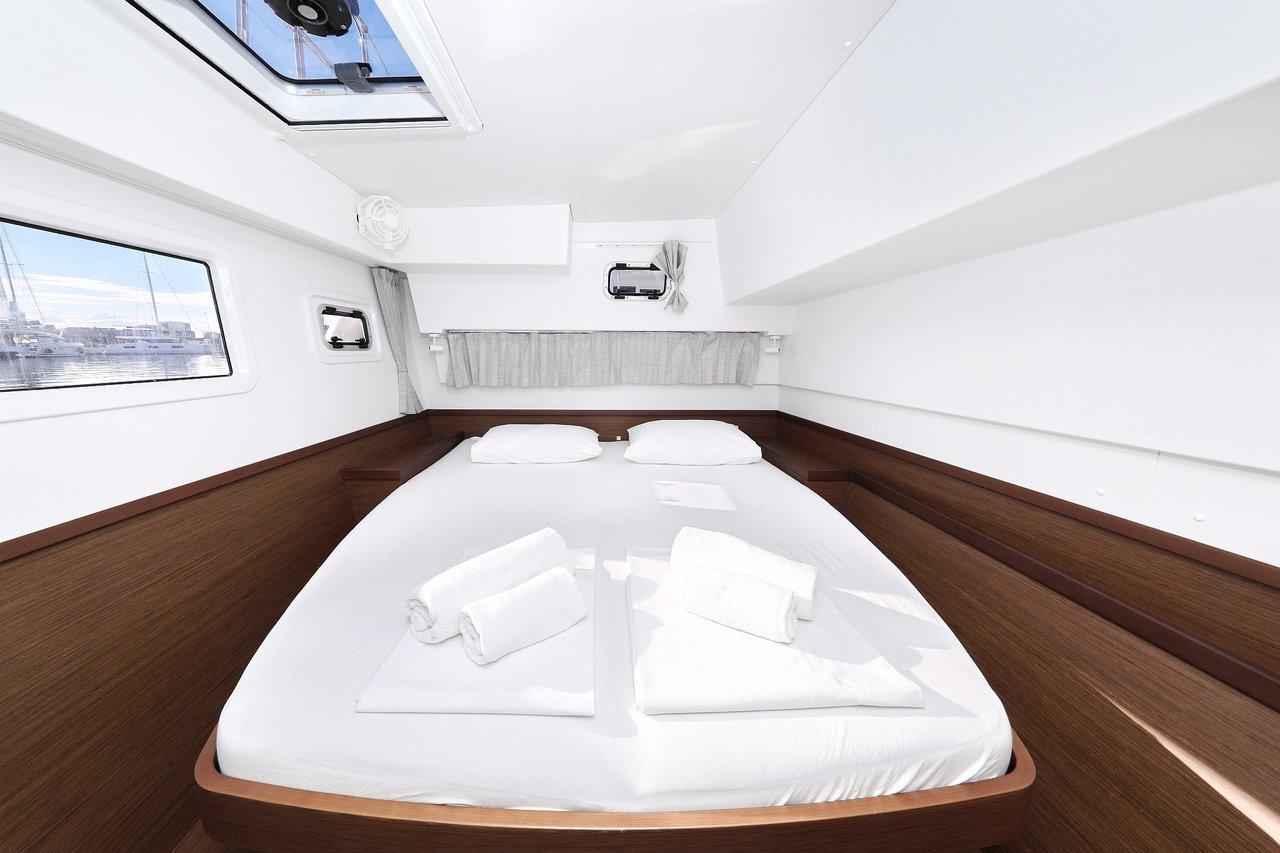 Lagoon 42 - 4 + 2 cab., picture 38