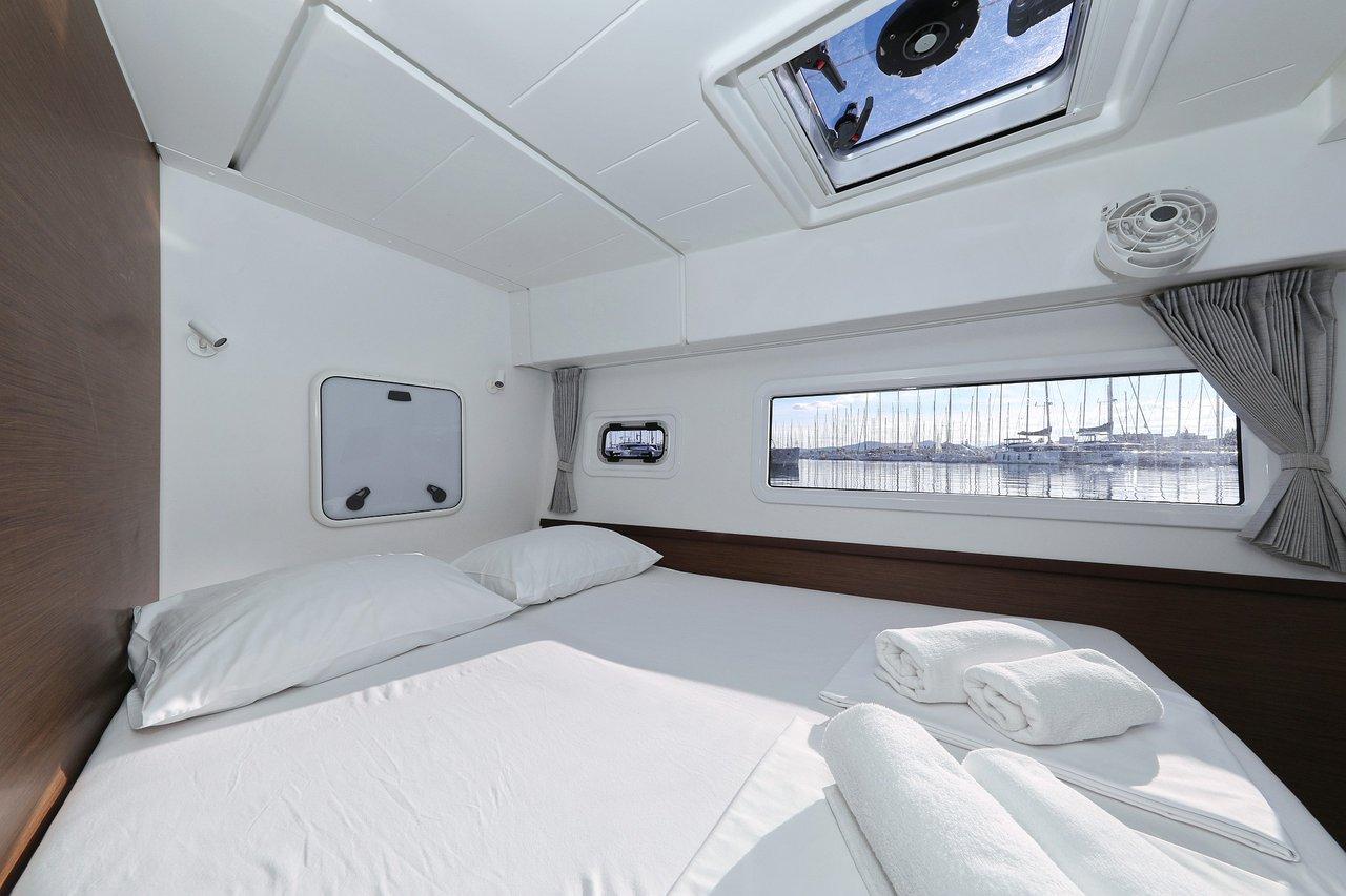 Lagoon 42 - 4 + 2 cab., picture 41