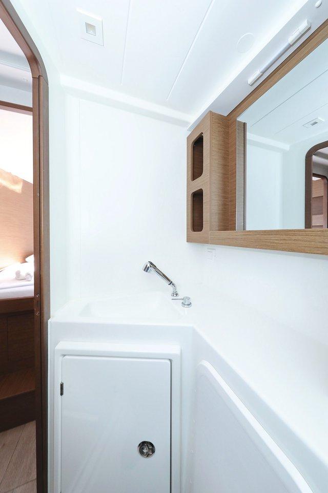 Lagoon 42 - 4 + 2 cab., picture 46