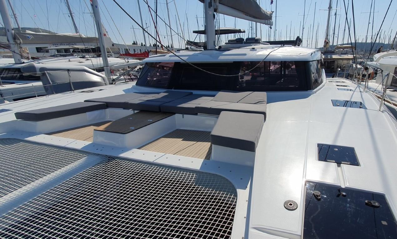 Fountaine Pajot Aura 51 - 5 + 1 cab., picture 1