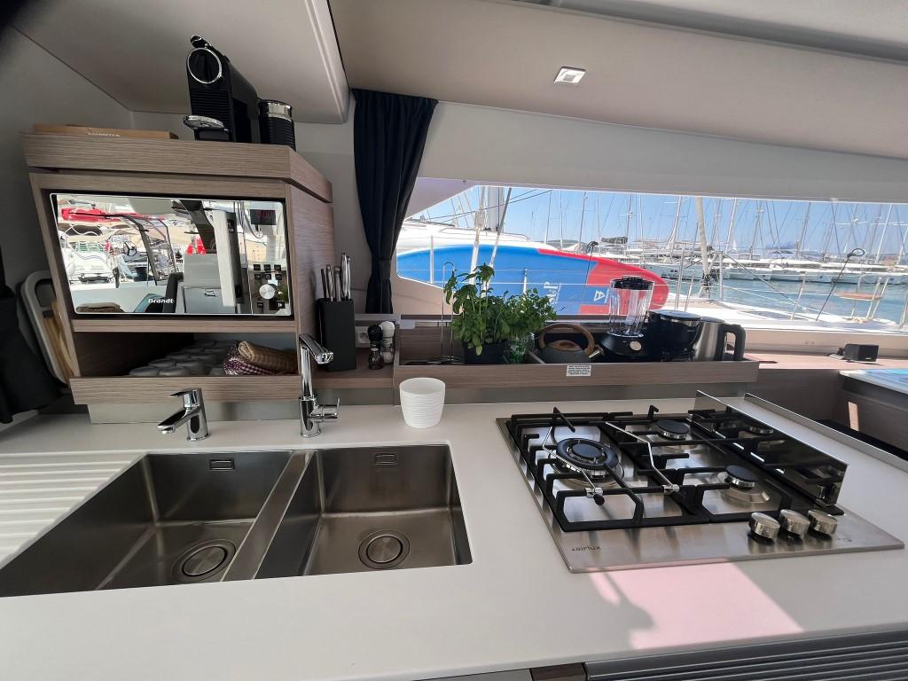 Fountaine Pajot Aura 51 - 5 + 1 cab., picture 8