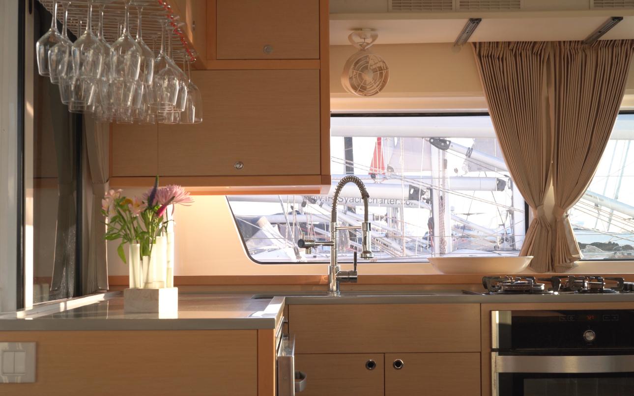 Lagoon 52 F - 5 cab., picture 8