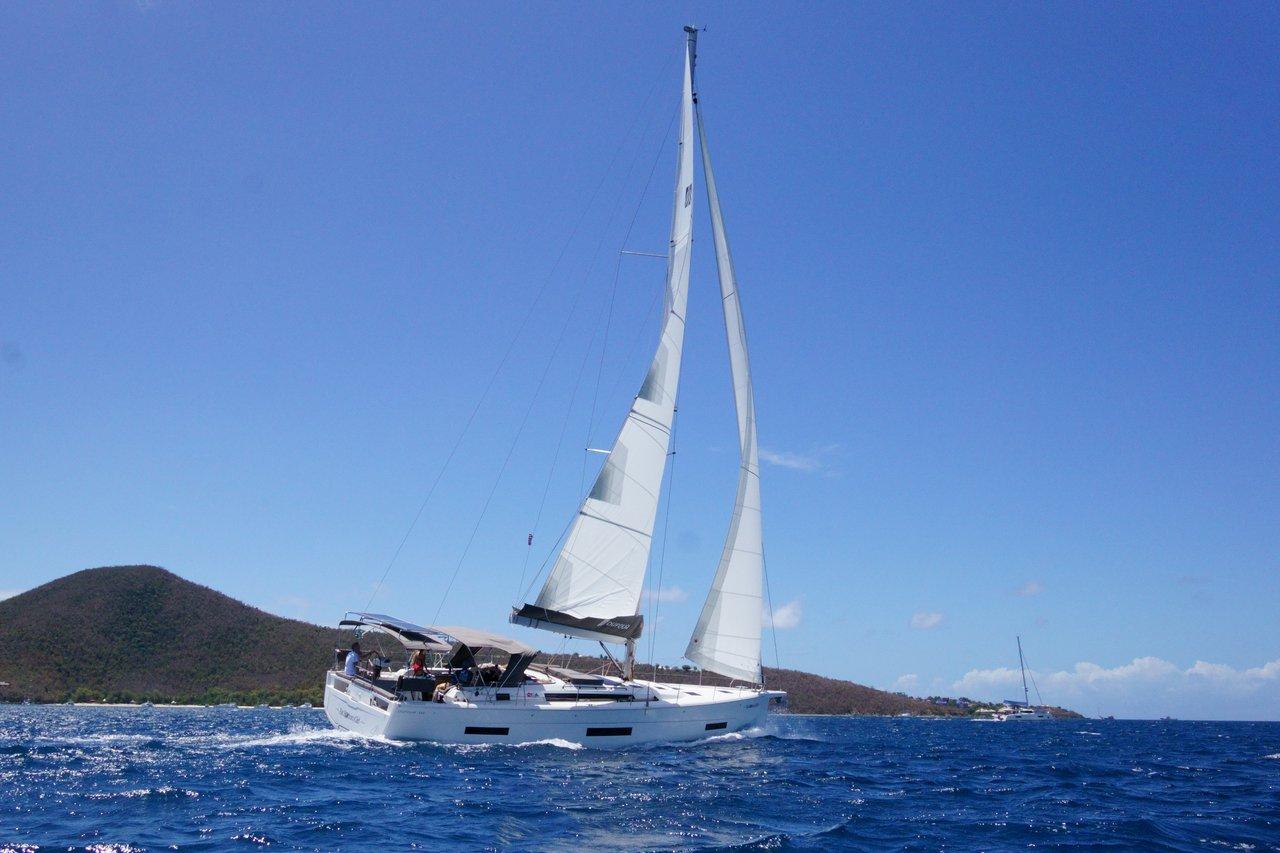 Dufour 530 - 4 + 1 cab., picture 9