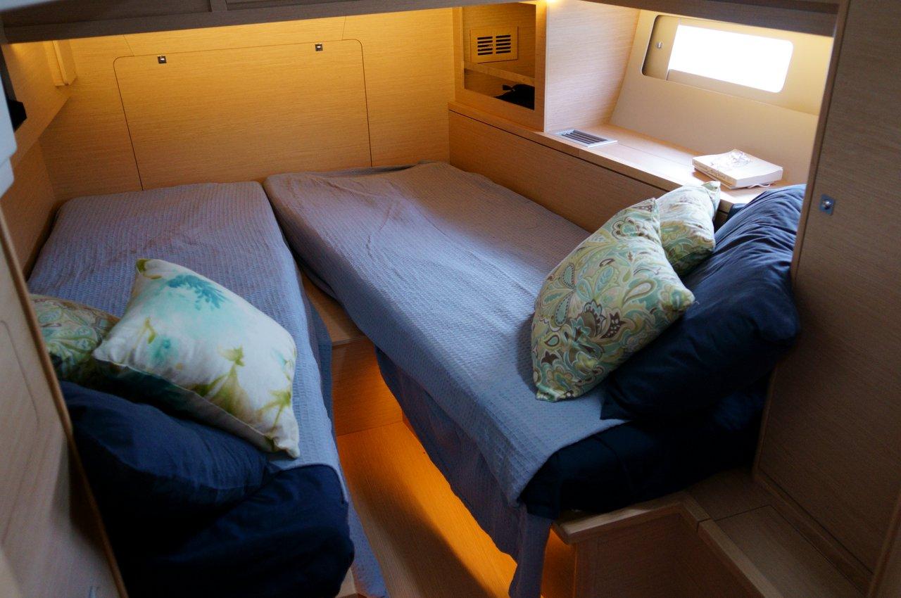 Dufour 530 - 4 + 1 cab., picture 17