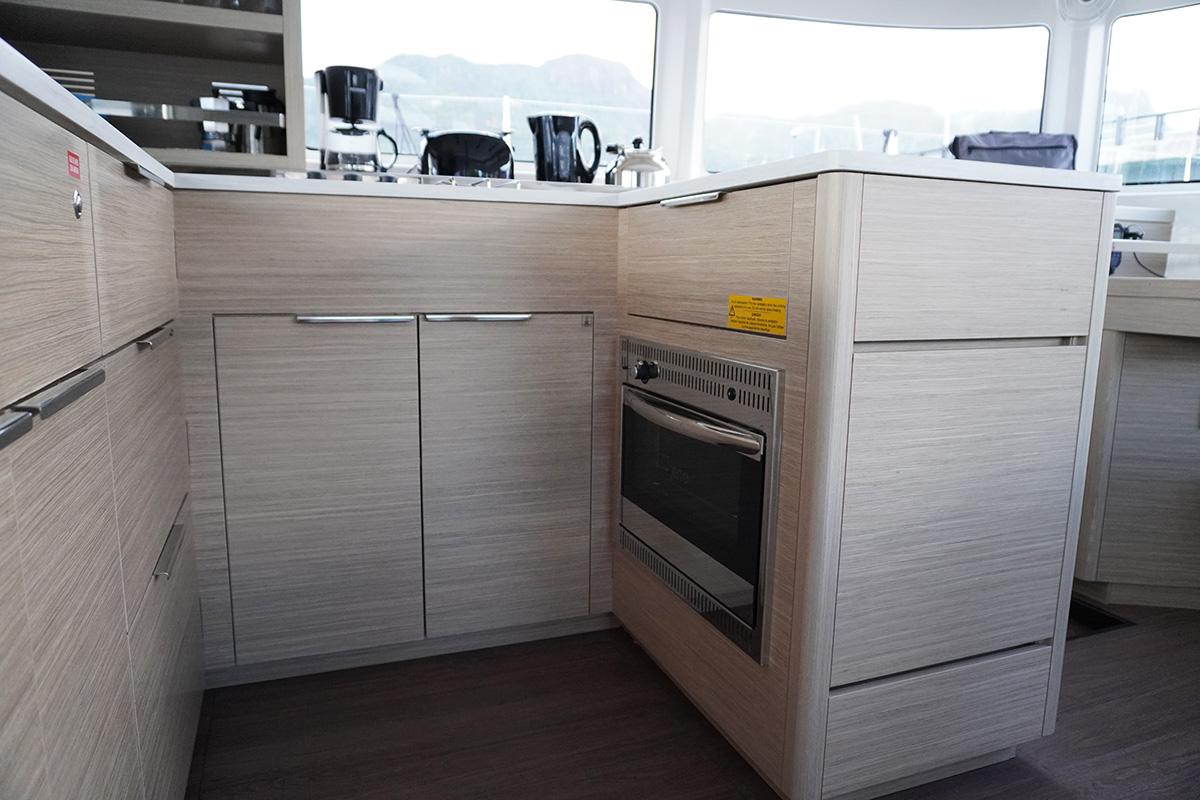 Lagoon 46 - 4 + 2 cab., picture 8