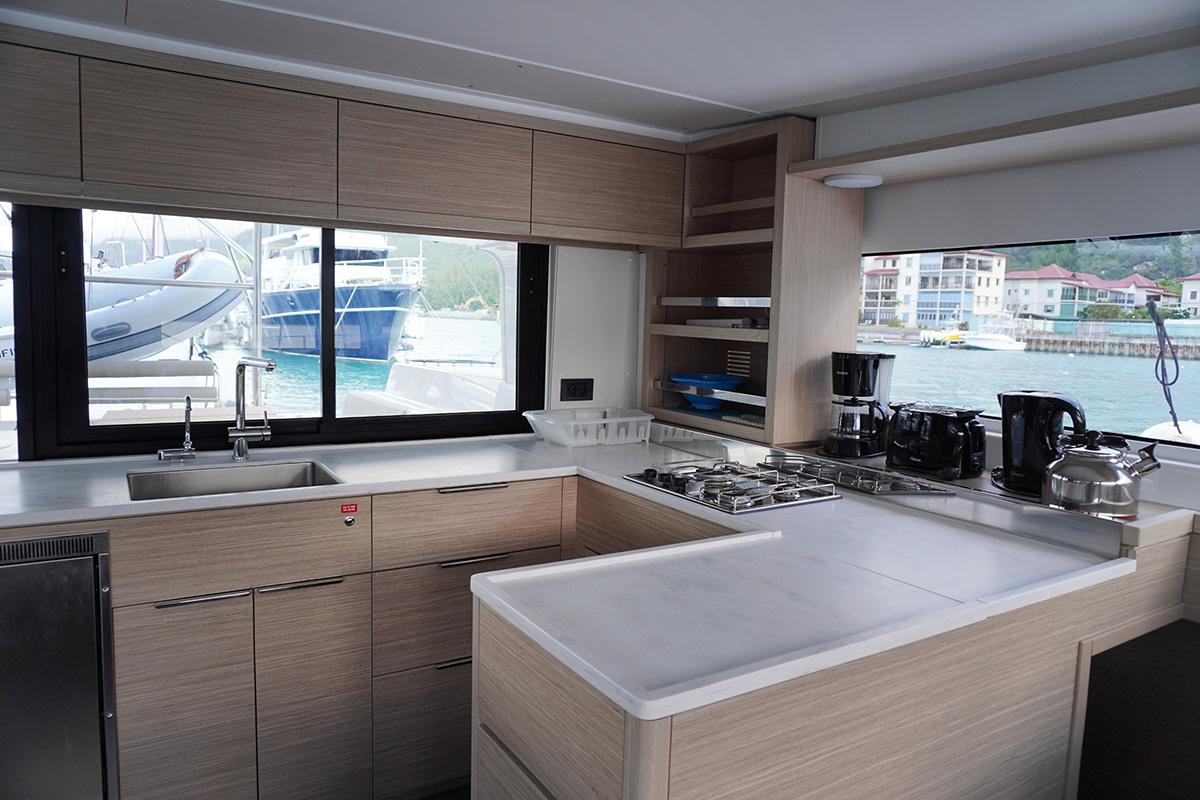 Lagoon 46 - 4 + 2 cab., picture 11