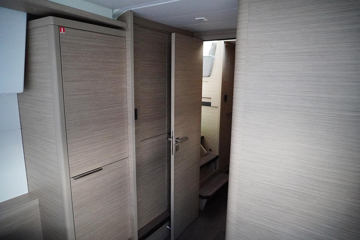 Lagoon 46 - 4 + 2 cab., picture 17