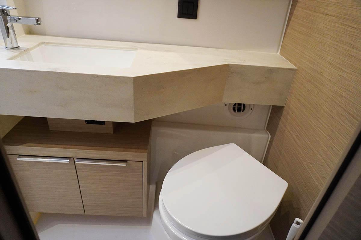 Lagoon 46 - 4 + 2 cab., picture 22