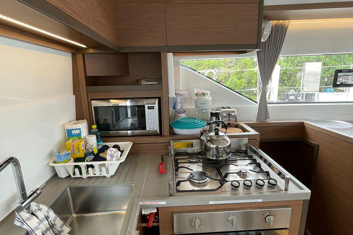 Lagoon 50 - 6 + 2 cab., picture 17