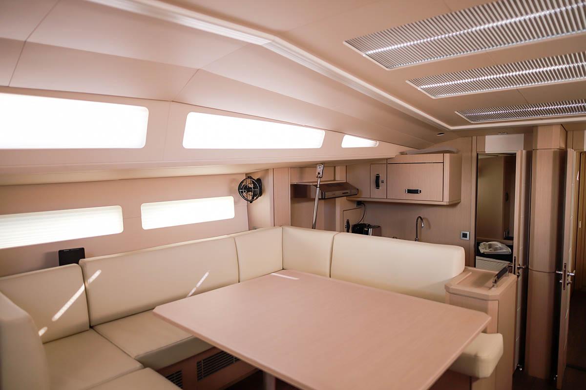 Jeanneau 60, picture 9