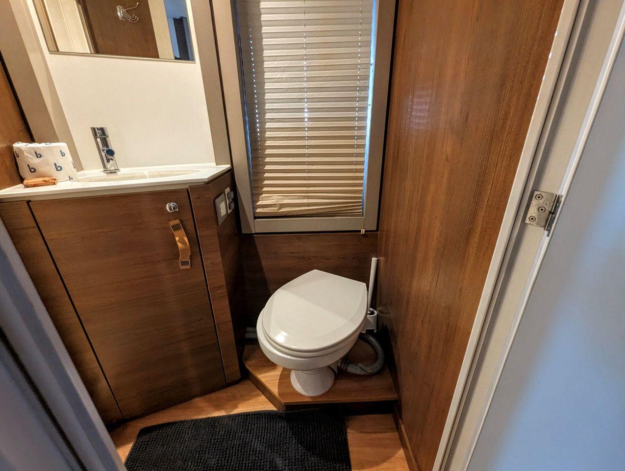 Bali 4.4 - 4 + 2 cab., picture 15