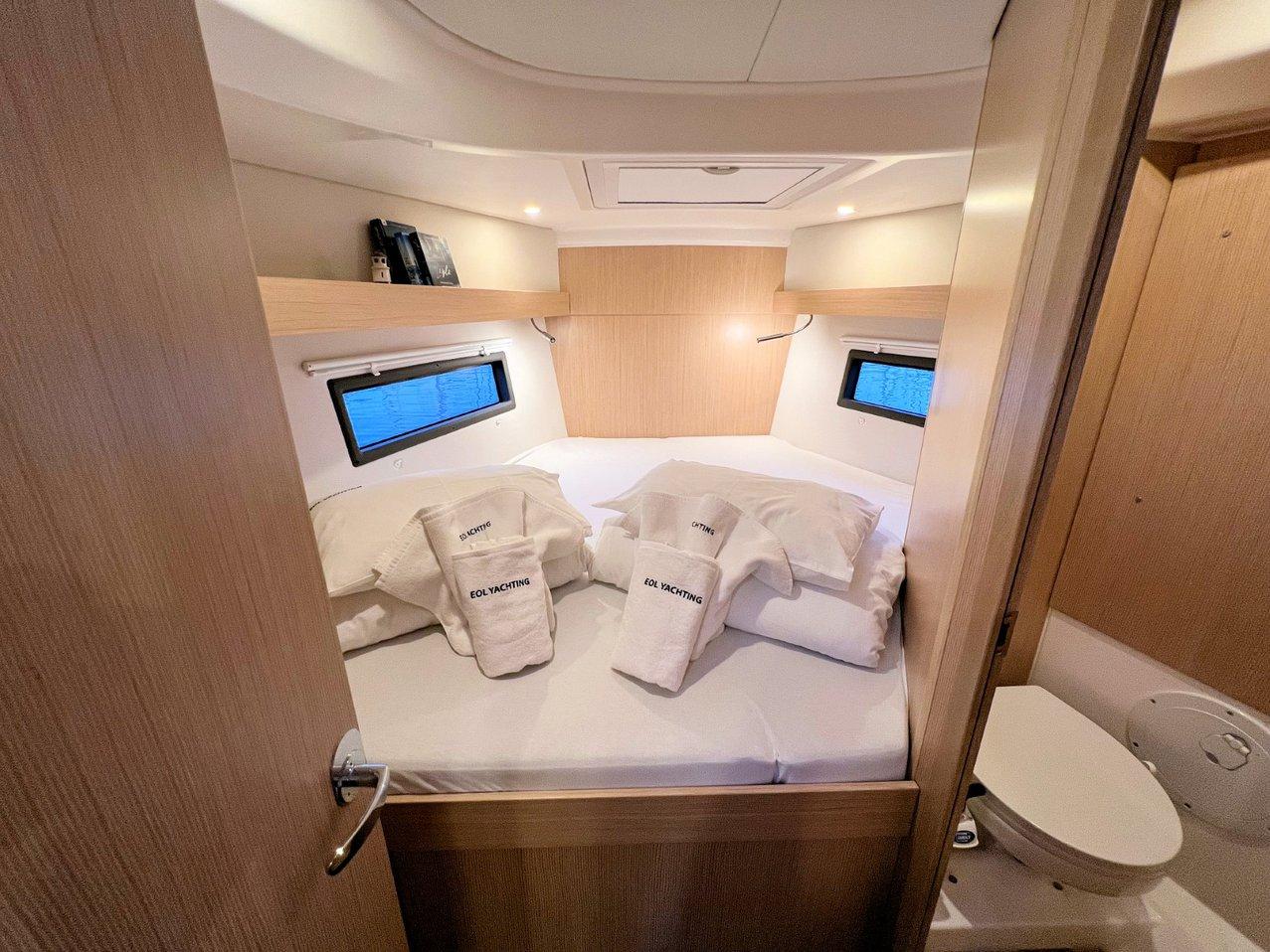 Bavaria C38, picture 27