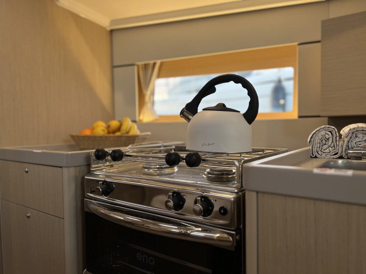 Oceanis 38.1, picture 24