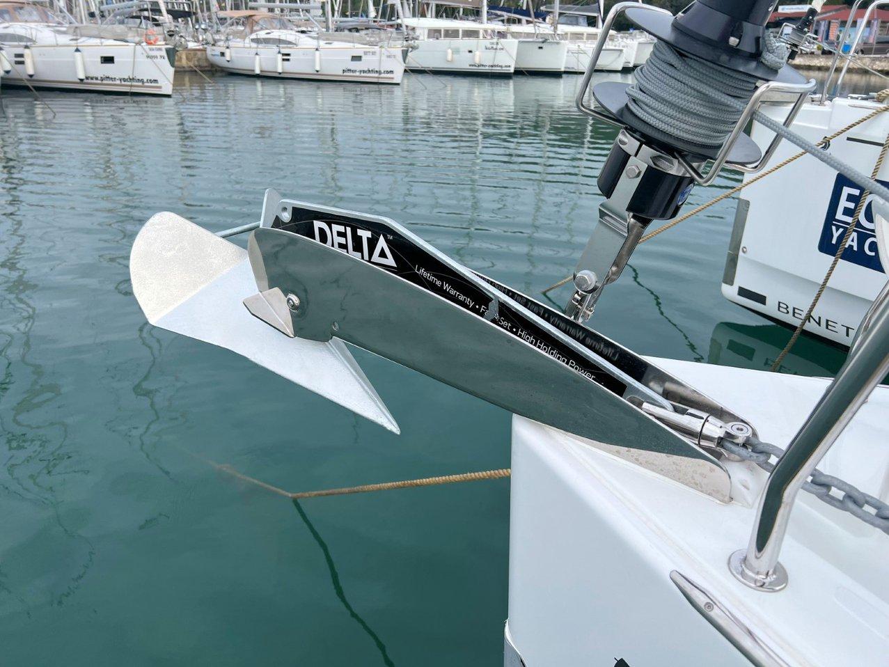 Oceanis 38.1, picture 16