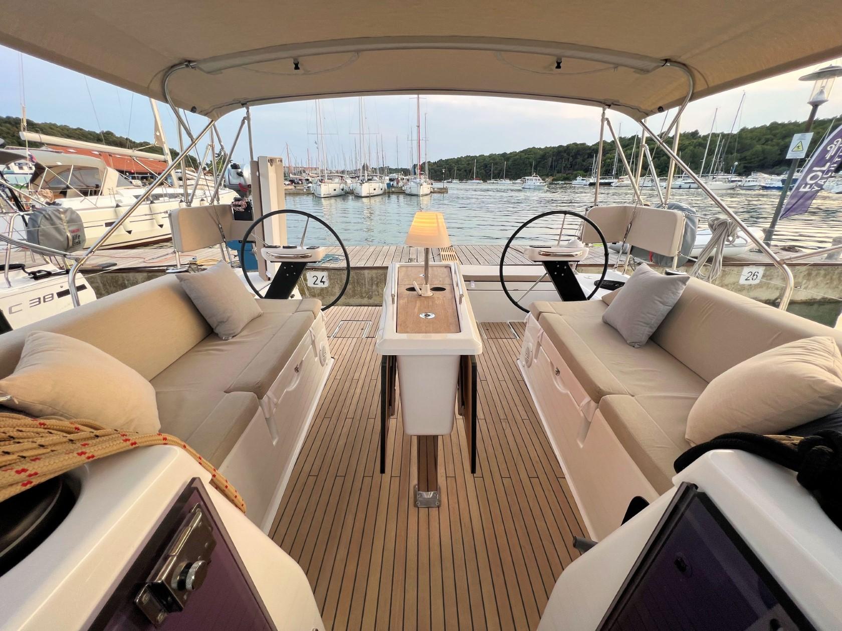 Dufour 430 GL, picture 14