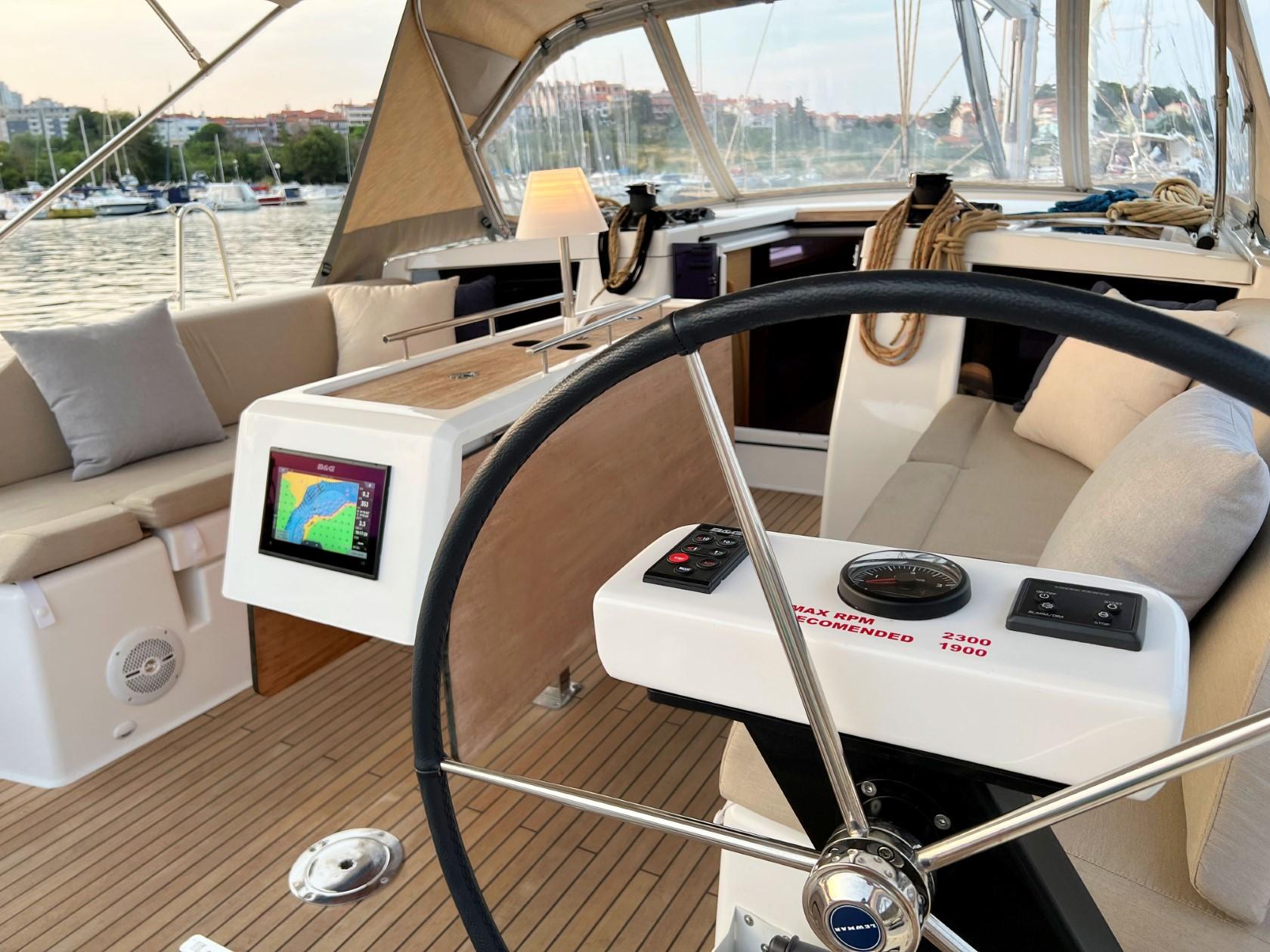 Dufour 430 GL, picture 15